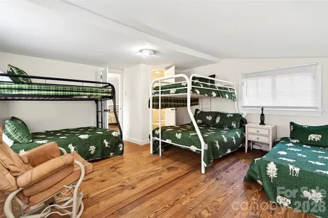 287 North Carolina Terrace Montreat NC 28757