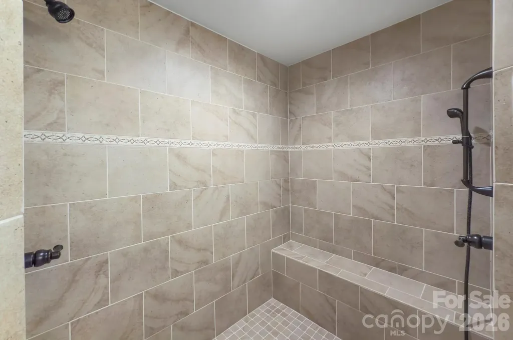1825 Lombardy Circle Charlotte NC 28203