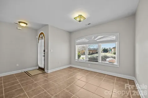 26 Ocaso Drive Asheville NC 28806