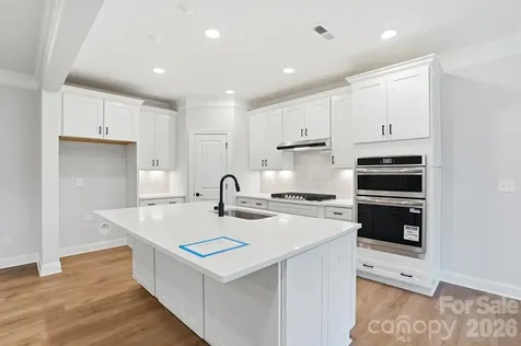 3062 Constitution Lane Gastonia NC 28056