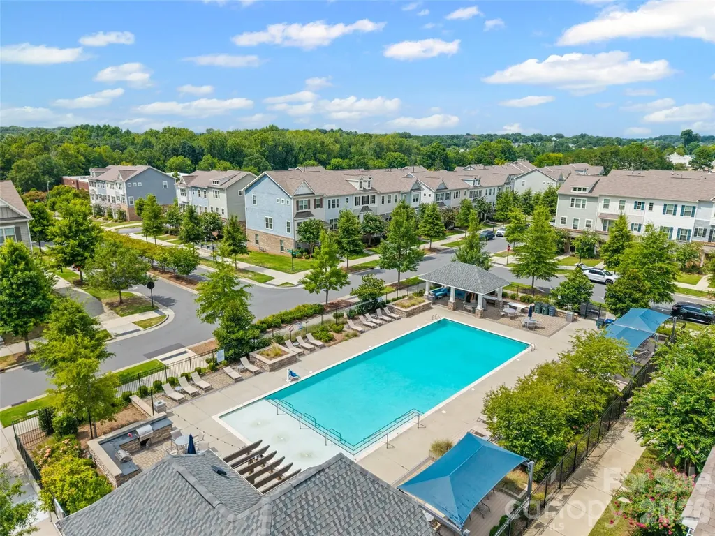 9236 Ainslie Downs Street Charlotte NC 28273