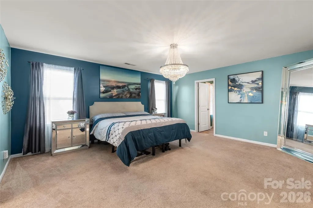 10229 Snowbell Court Charlotte NC 28215