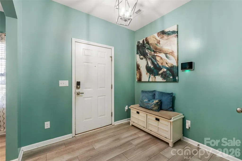 10229 Snowbell Court Charlotte NC 28215