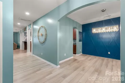 10229 Snowbell Court Charlotte NC 28215