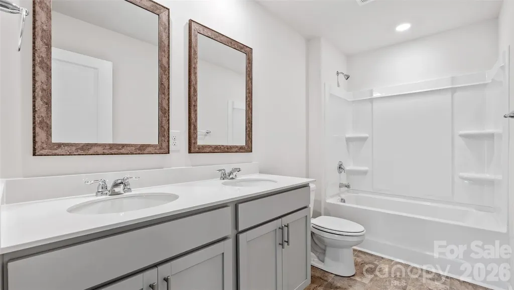 129 Lauren Lane Hendersonville NC 28792