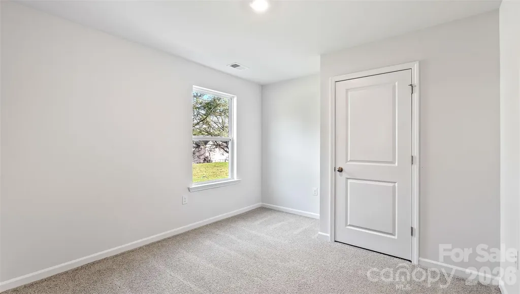 129 Lauren Lane Hendersonville NC 28792