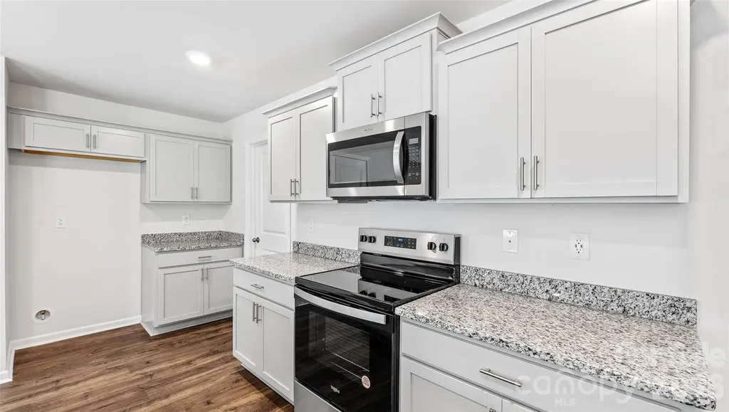 129 Lauren Lane Hendersonville NC 28792