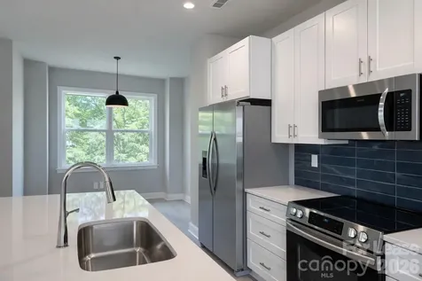 3928 Winterfield Place Charlotte NC 28205