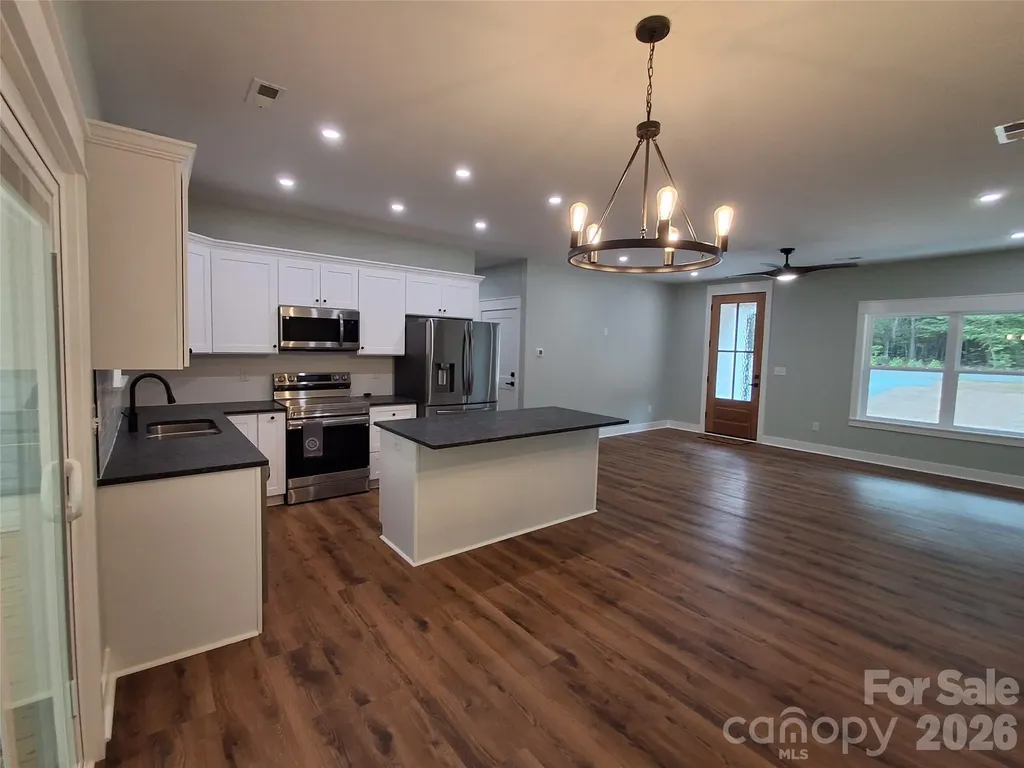 128 Hedgeline Drive Troy NC 27371