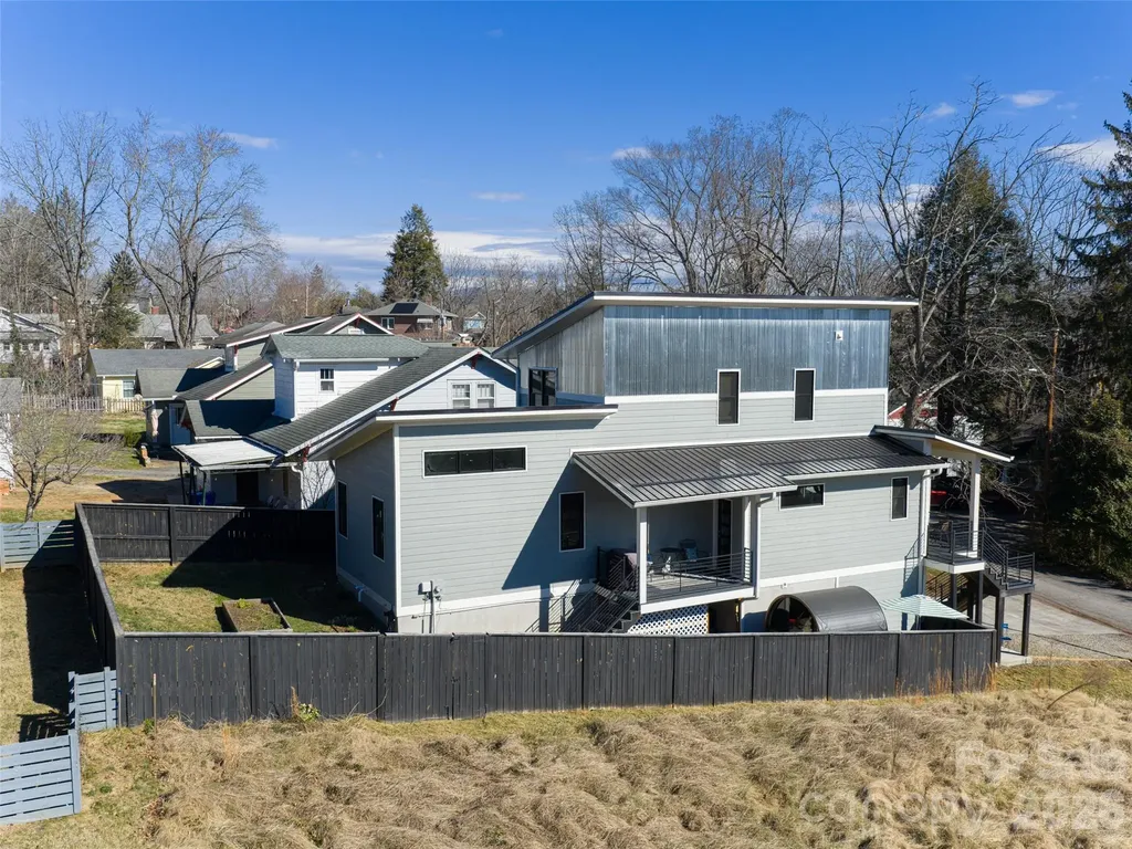 89 Vance Crescent Extension Asheville NC 28806