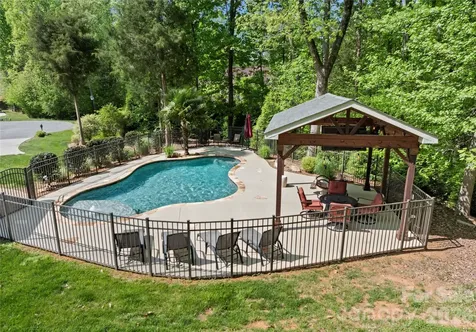 860 Arrow Point Lane Davidson NC 28036