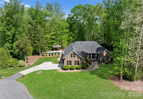 860 Arrow Point Lane Davidson NC 28036