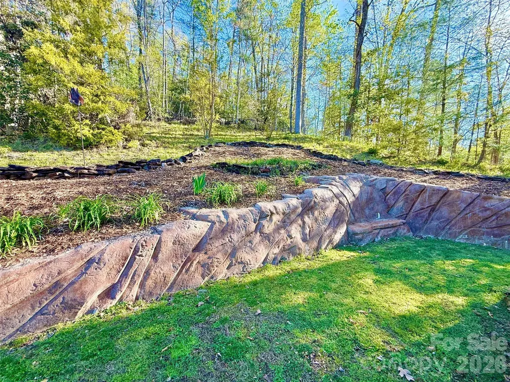 3132 Stoney Brook Drive Lenoir NC 28645