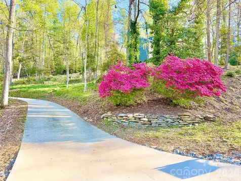 3132 Stoney Brook Drive Lenoir NC 28645