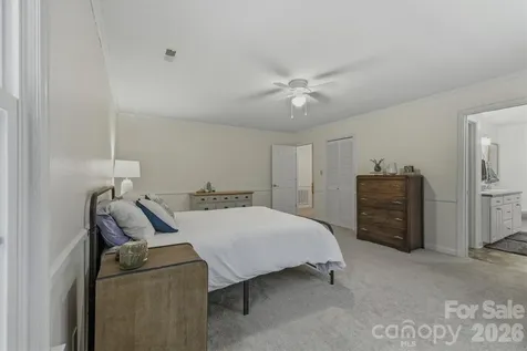 3132 Stoney Brook Drive Lenoir NC 28645