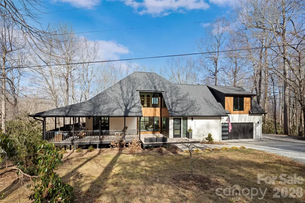 1202 Davis Mountain Road Hendersonville NC 28739