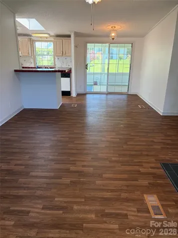 261 White Ash Circle Hendersonville NC 28739