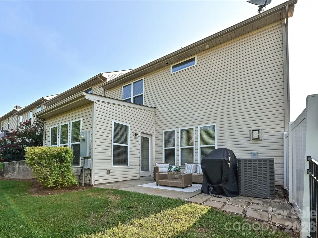 2624 Katy Flyer Avenue Charlotte NC 28210