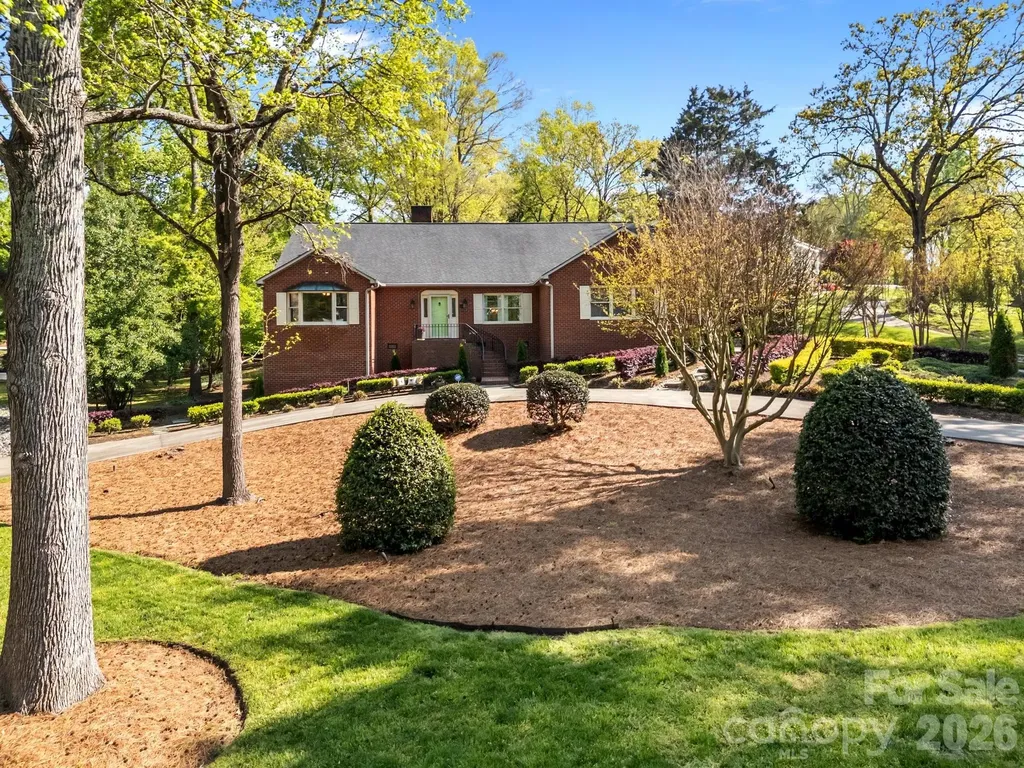 961 Confederate Avenue Salisbury NC 28144
