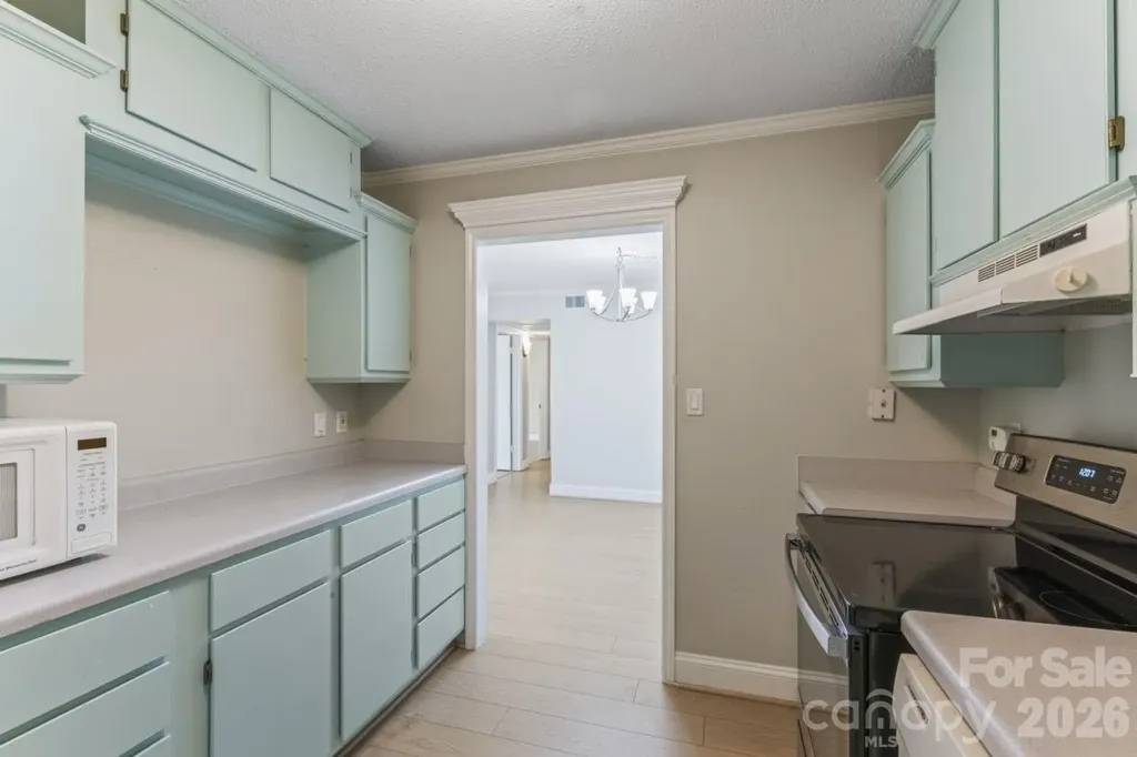 4747 Hedgemore Drive Charlotte NC 28209