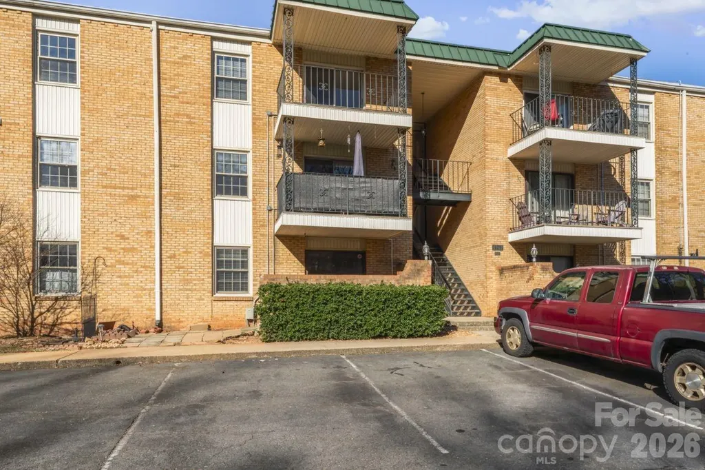 4747 Hedgemore Drive Charlotte NC 28209