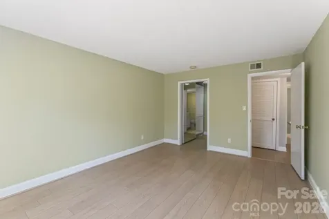 4747 Hedgemore Drive Charlotte NC 28209