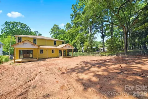 2621 Springway Drive Charlotte NC 28205