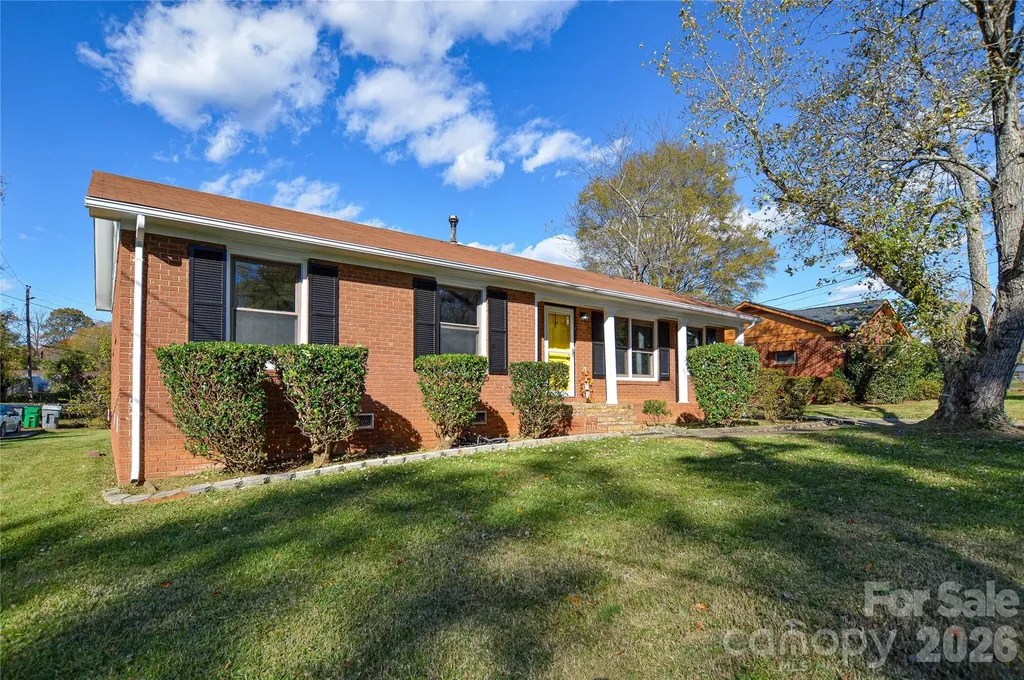 9313 Trinity Road Charlotte NC 28216