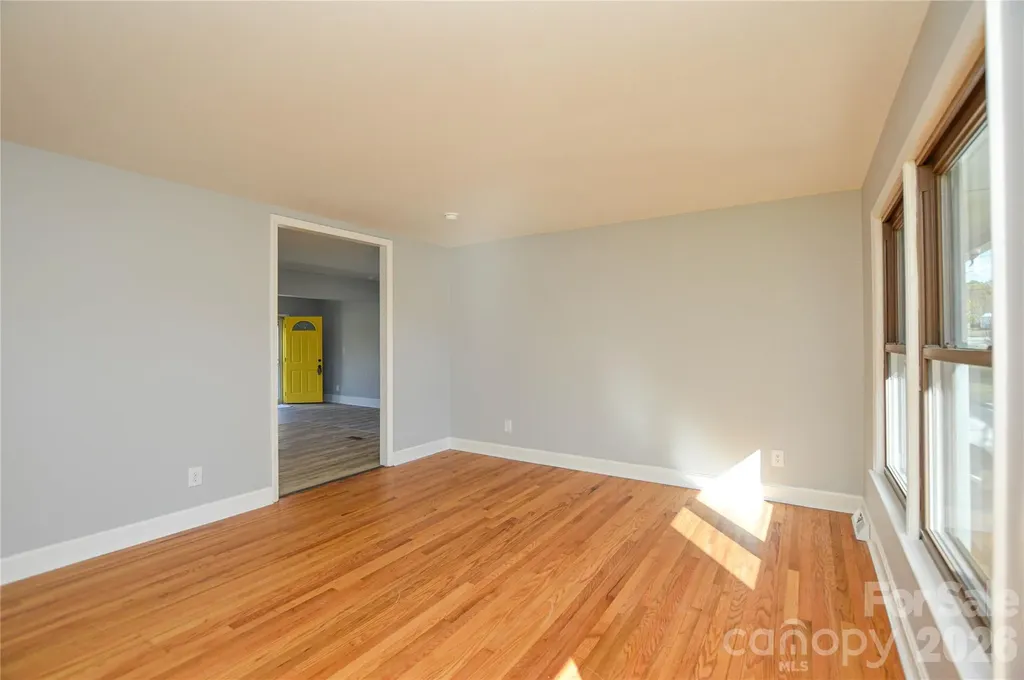 9313 Trinity Road Charlotte NC 28216
