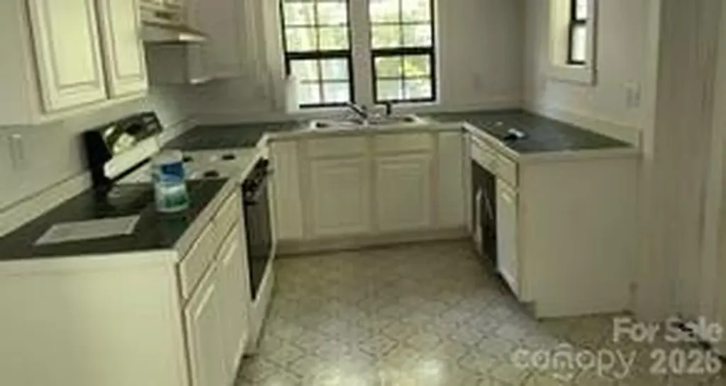 531 Shoal Creek Road Scaly Mountain NC 28775