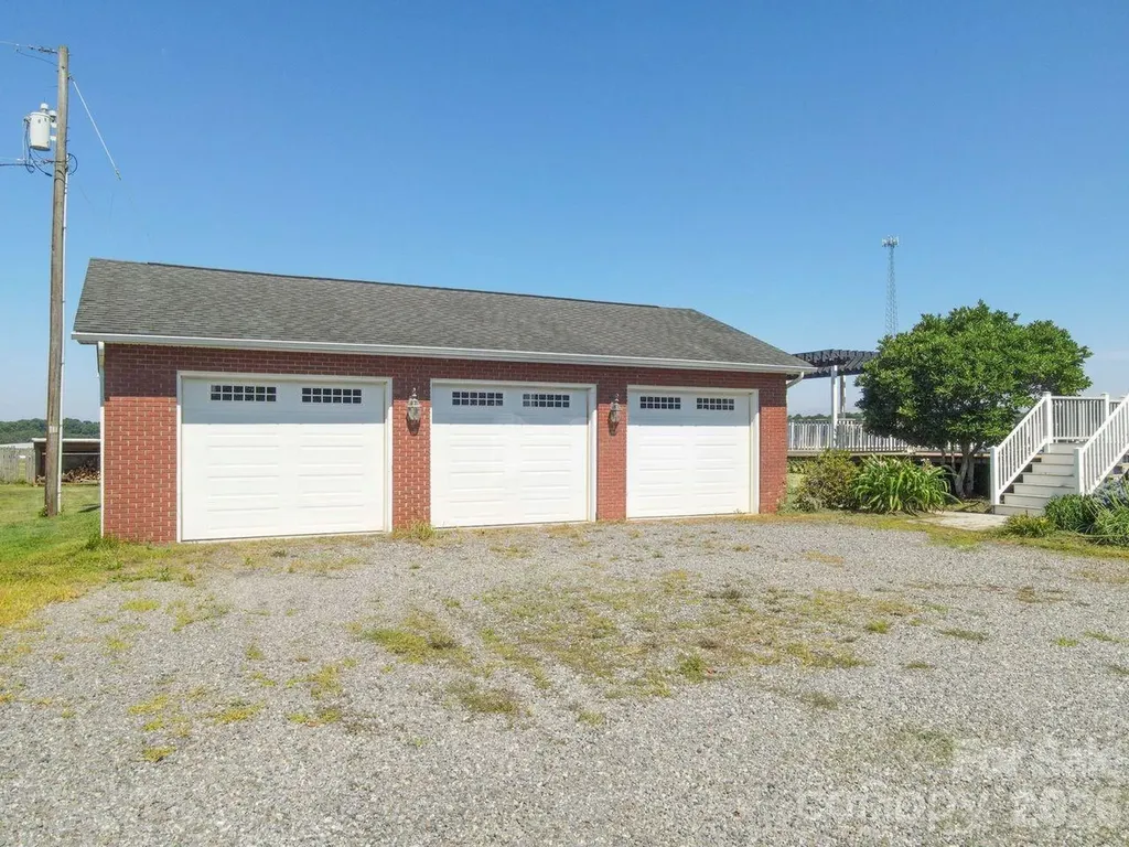 809 New Sterling Road Stony Point NC 28678