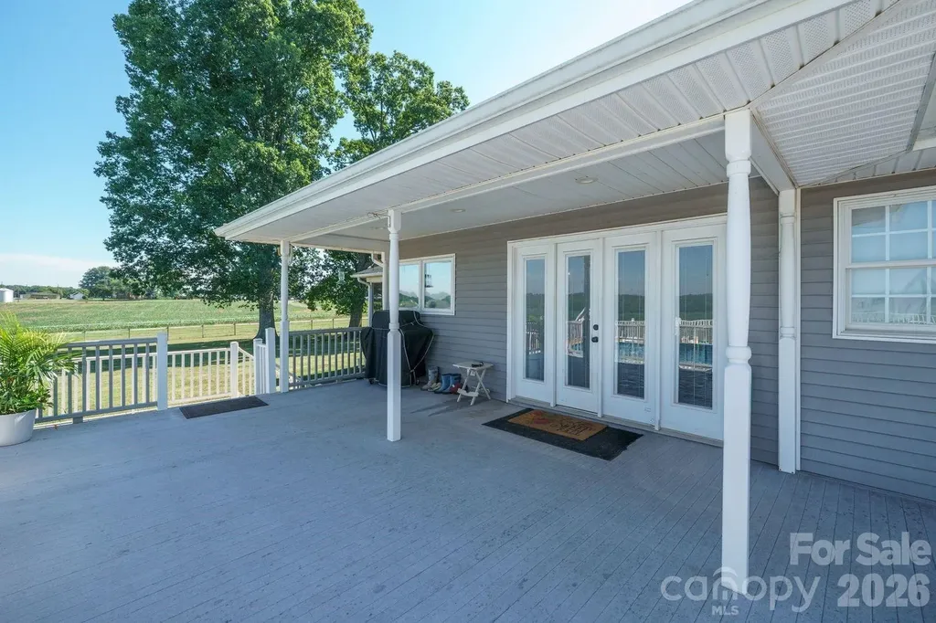 809 New Sterling Road Stony Point NC 28678