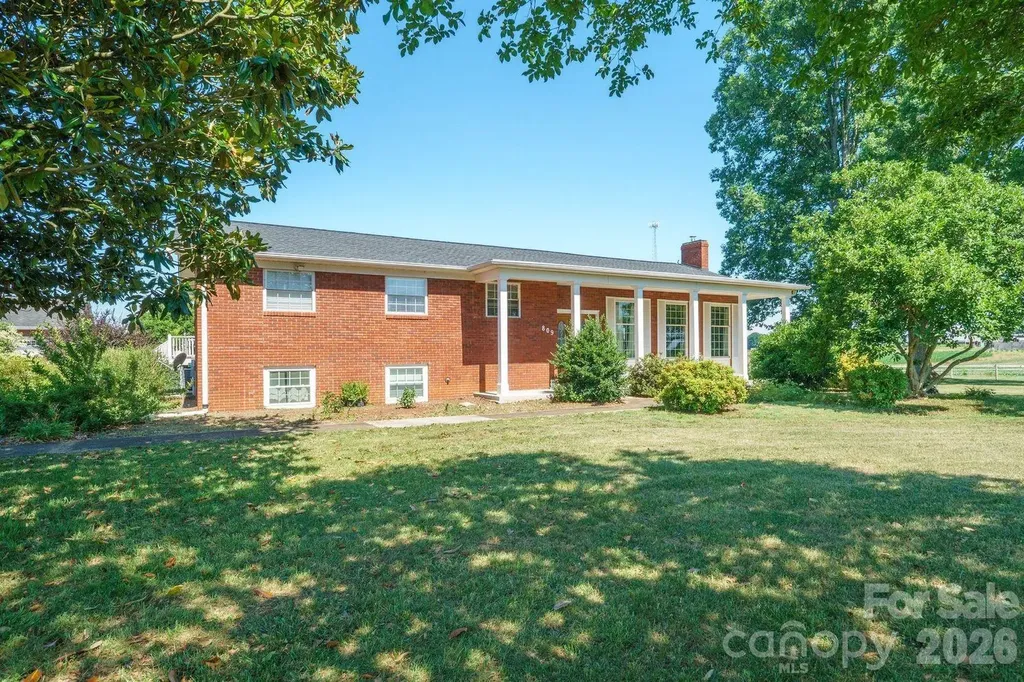 809 New Sterling Road Stony Point NC 28678