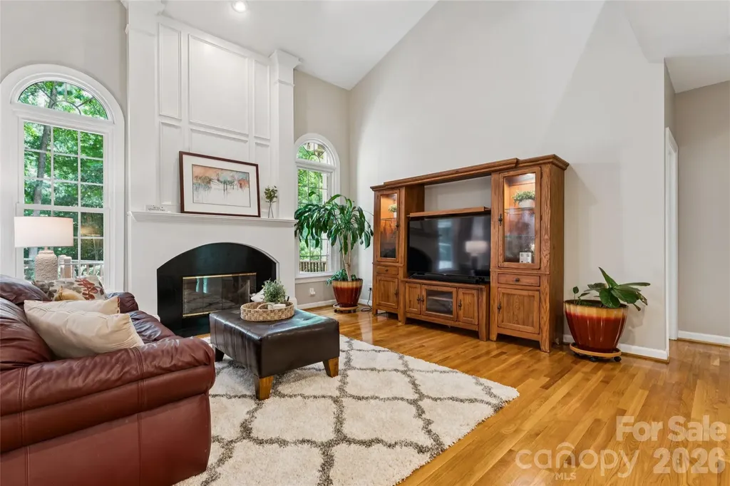 5529 Fairvista Drive Charlotte NC 28269
