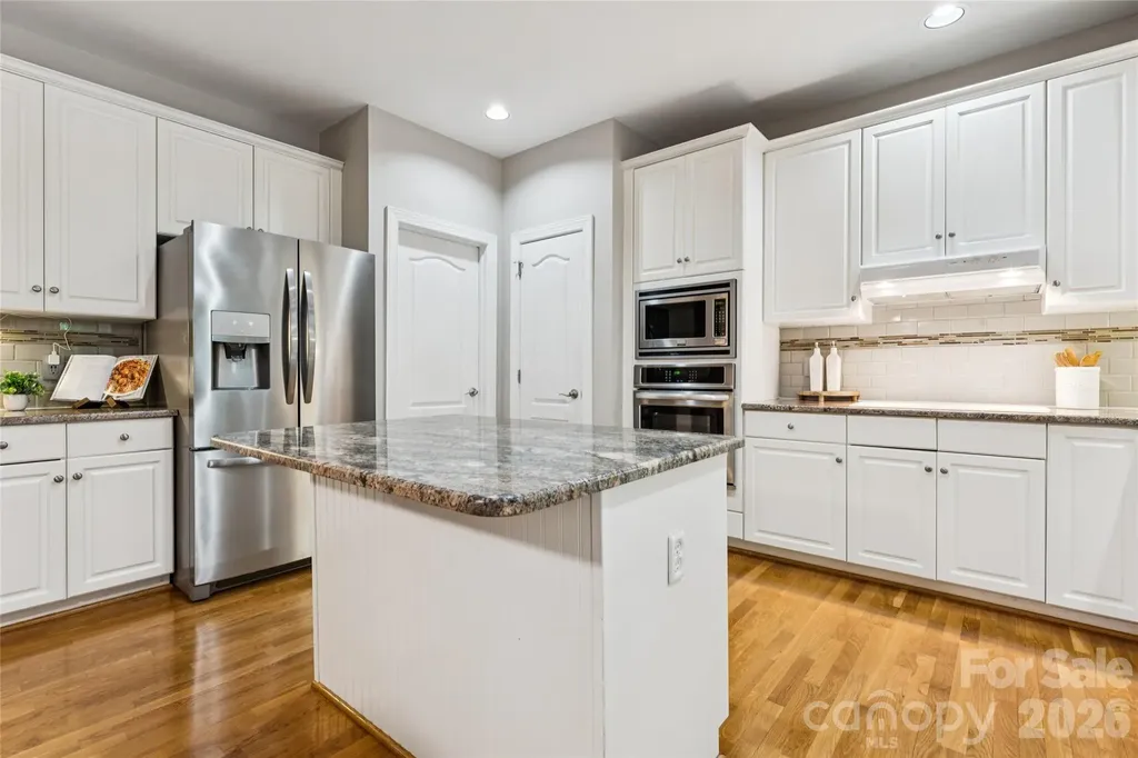 5529 Fairvista Drive Charlotte NC 28269