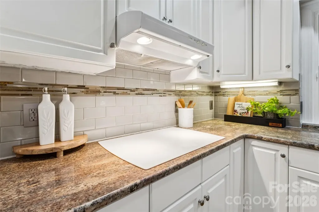 5529 Fairvista Drive Charlotte NC 28269