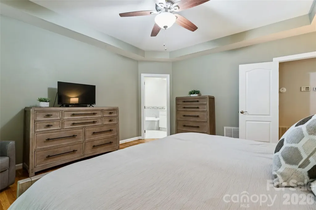 5529 Fairvista Drive Charlotte NC 28269