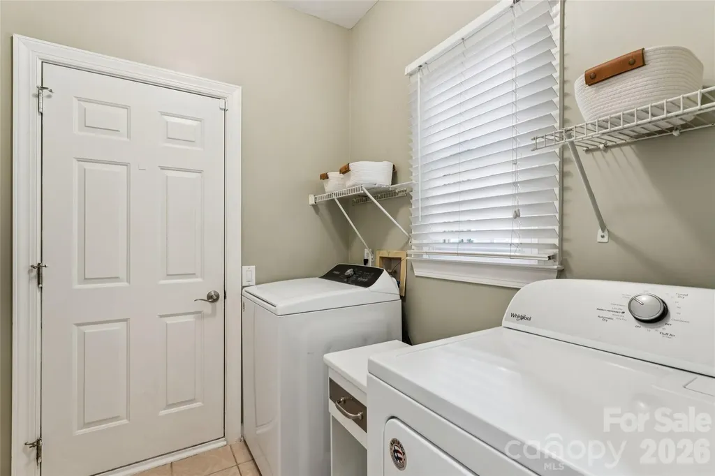 5529 Fairvista Drive Charlotte NC 28269