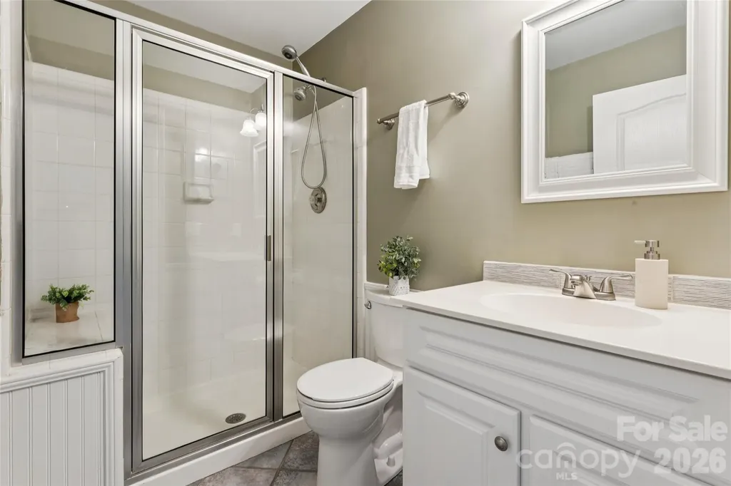 5529 Fairvista Drive Charlotte NC 28269