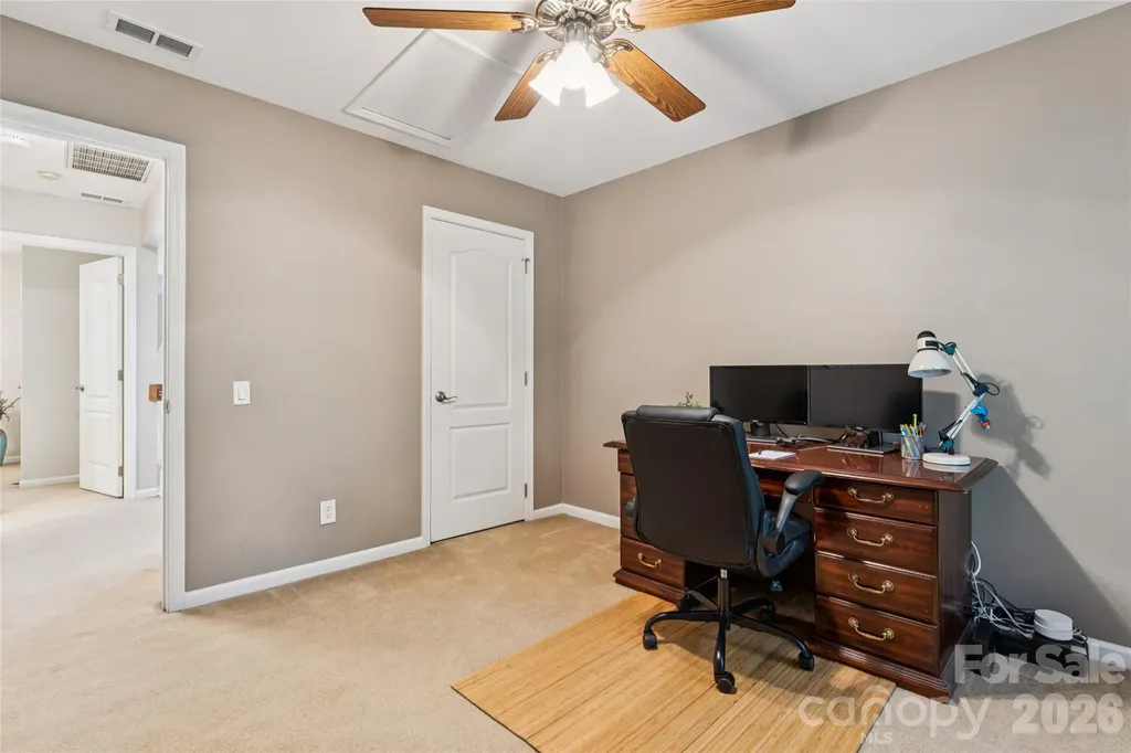 5529 Fairvista Drive Charlotte NC 28269