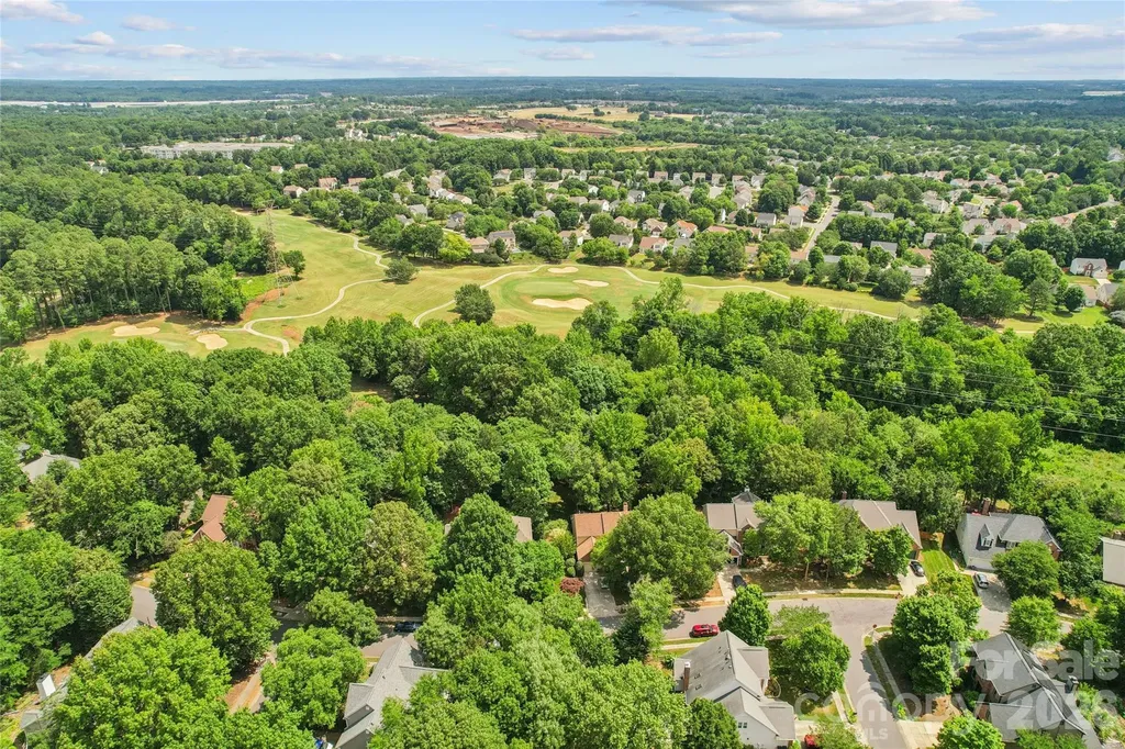 5529 Fairvista Drive Charlotte NC 28269