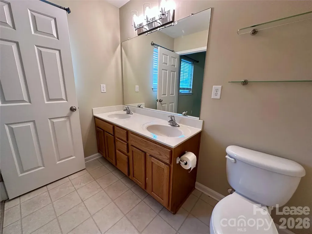 2148 Sail Pointe Lane Denver NC 28037