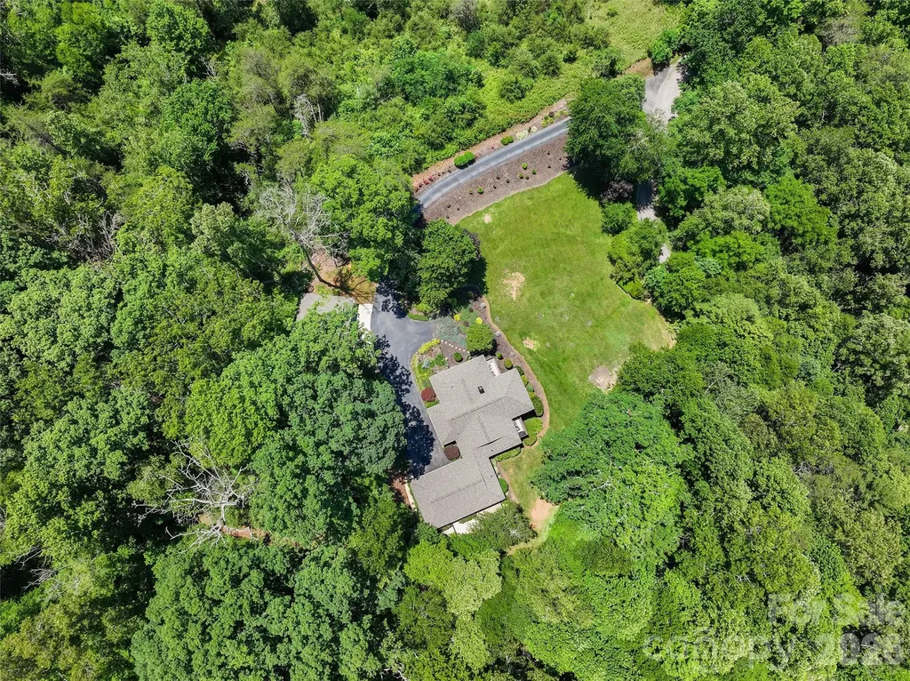 359 Saddlebrook Lane Clyde NC 28721