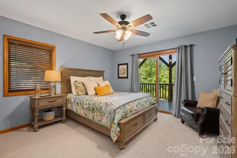 359 Saddlebrook Lane Clyde NC 28721