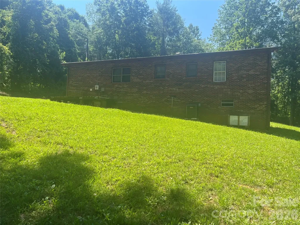 2919 Shell Avenue Valdese NC 28690