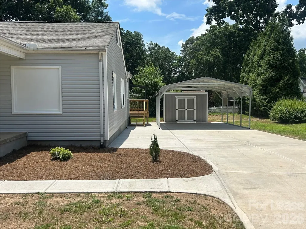 914 Linwood Road Kings Mountain NC 28086