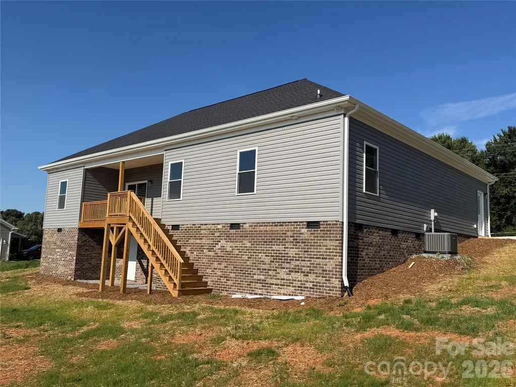 263 C I Chapman Court Taylorsville NC 28681