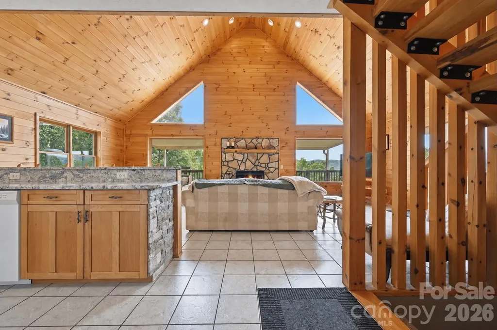 605 Valley View Drive Purlear NC 28665