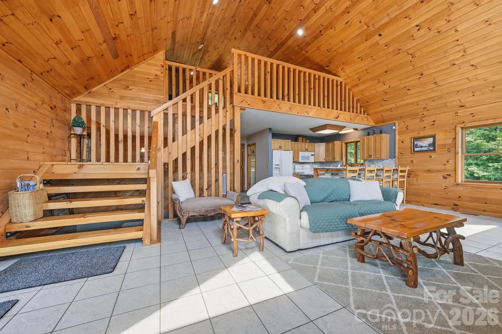605 Valley View Drive Purlear NC 28665