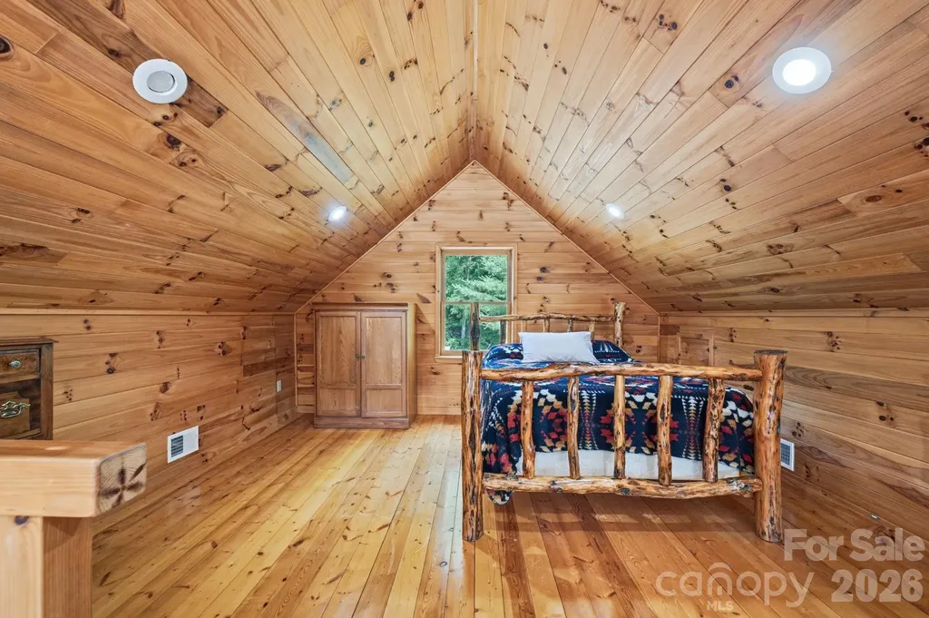 605 Valley View Drive Purlear NC 28665